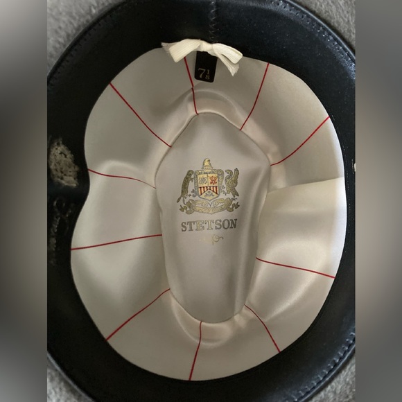 Gray velour vintage Stetson Sovereign Fedora Hat, like-new condition. - Picture 15 of 16